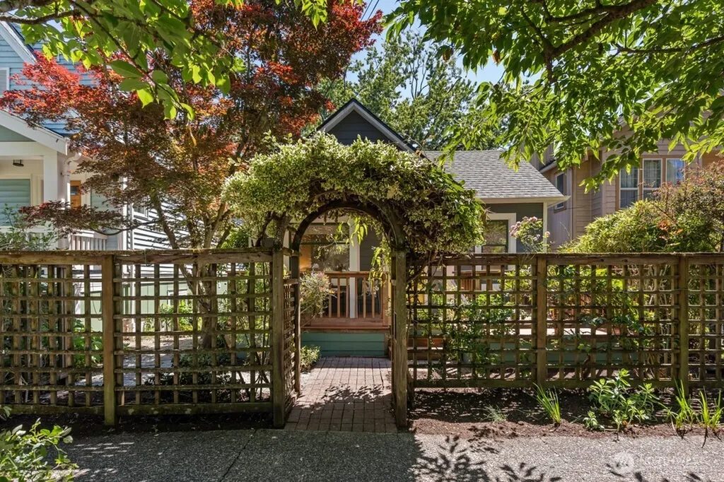 3511 S Ferdinand Street Seattle WA 98118