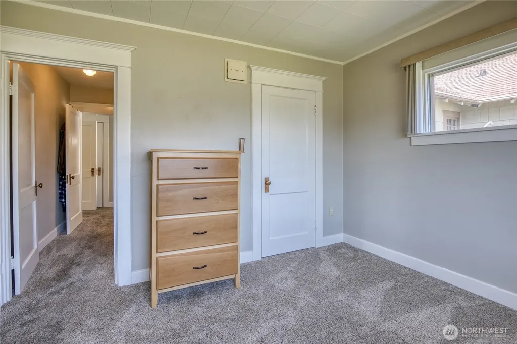 606 W 4th Street Aberdeen WA 98520