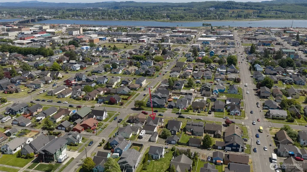 606 W 4th Street Aberdeen WA 98520