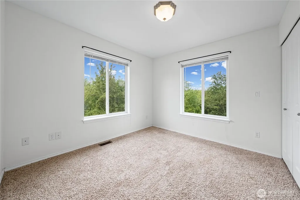411 Rudnick Court NW Orting WA 98360