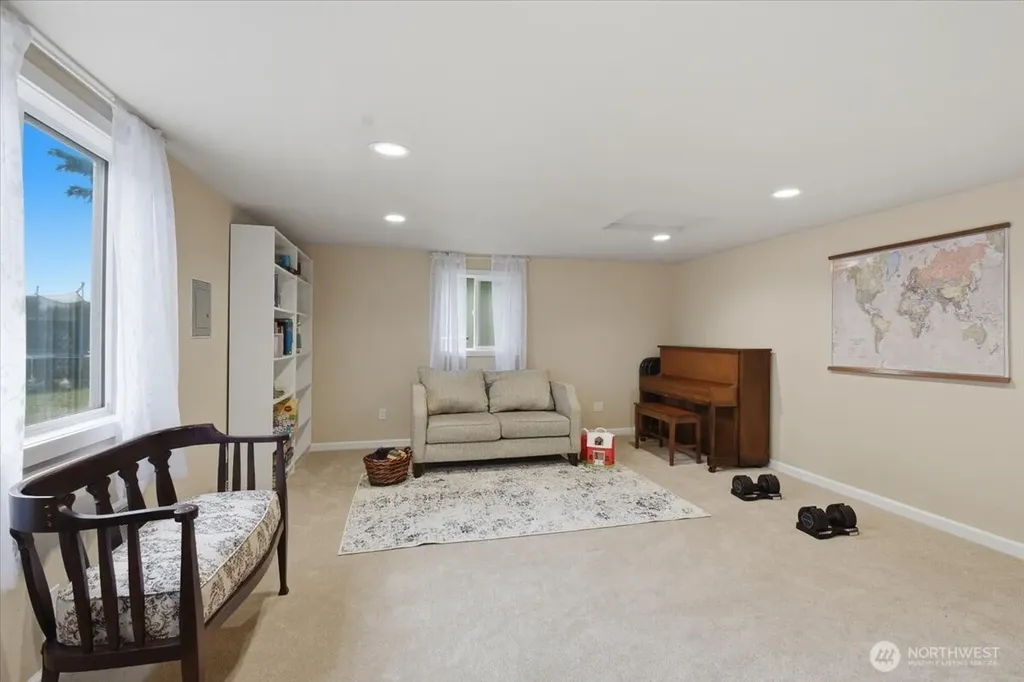 491 W Columbia Street Monroe WA 98272
