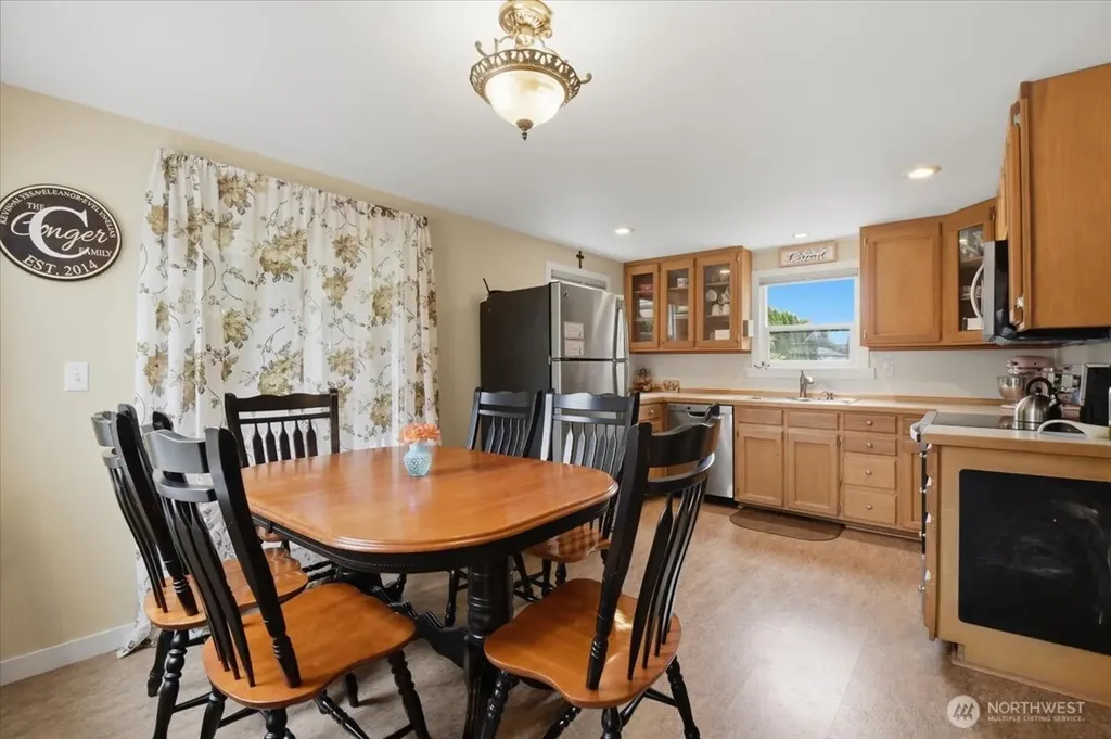 491 W Columbia Street Monroe WA 98272