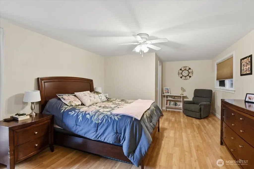 491 W Columbia Street Monroe WA 98272
