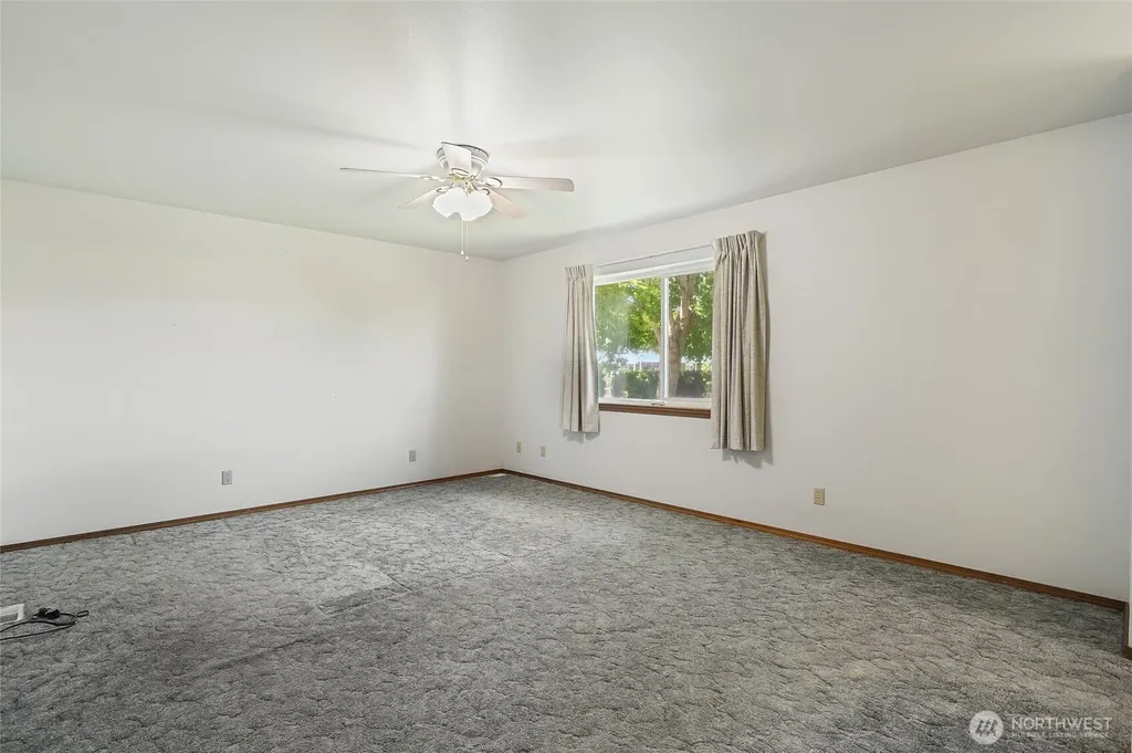 298 Road 19 NW Soap Lake WA 98851