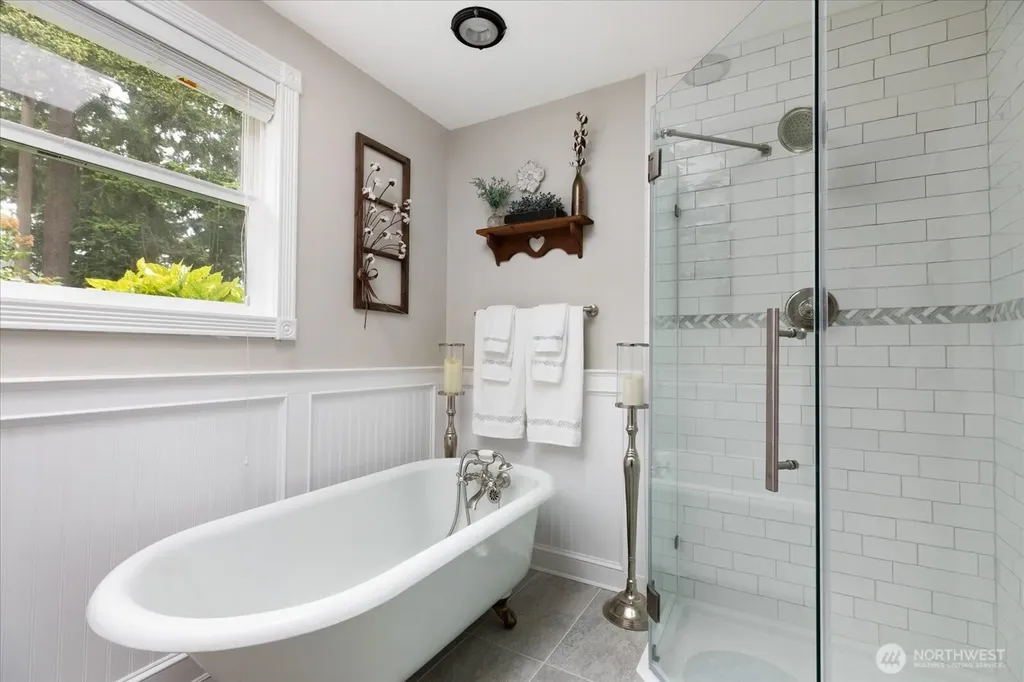1596 Links Way Oak Harbor WA 98277