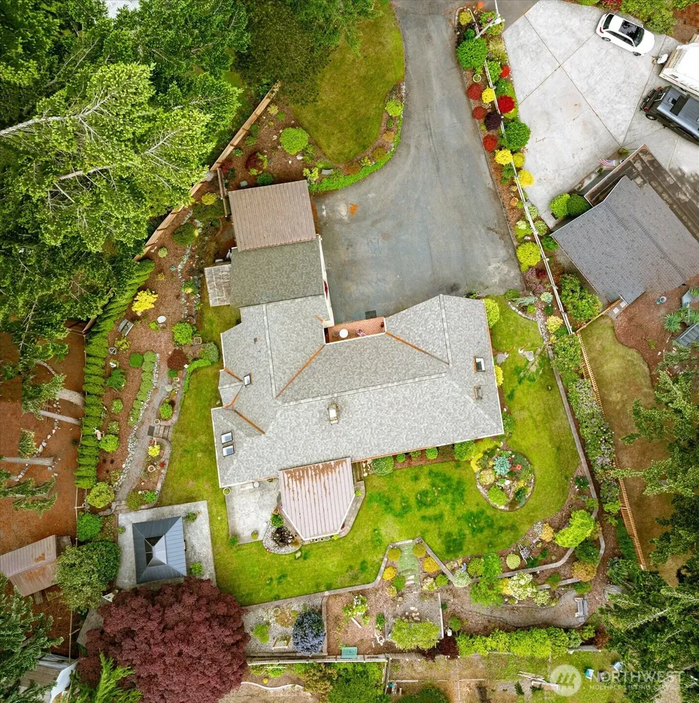 1596 Links Way Oak Harbor WA 98277