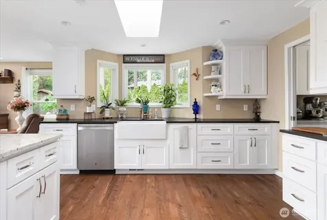 1596 Links Way Oak Harbor WA 98277