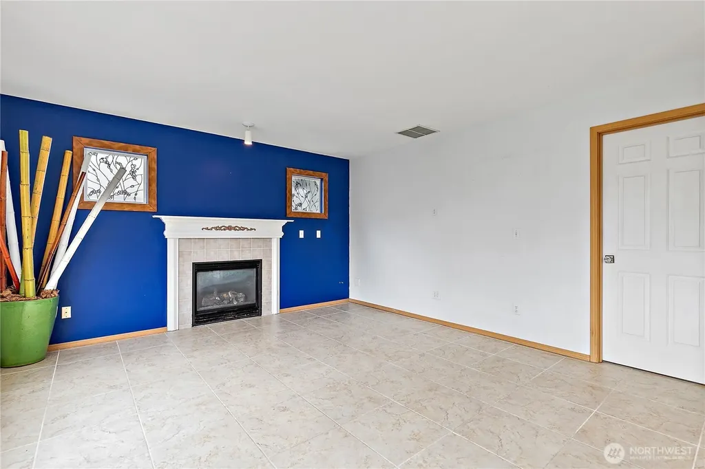 394 25th Avenue Milton WA 98354
