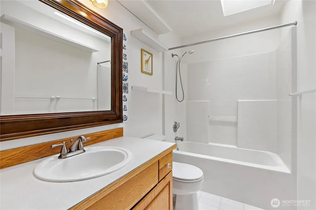394 25th Avenue Milton WA 98354
