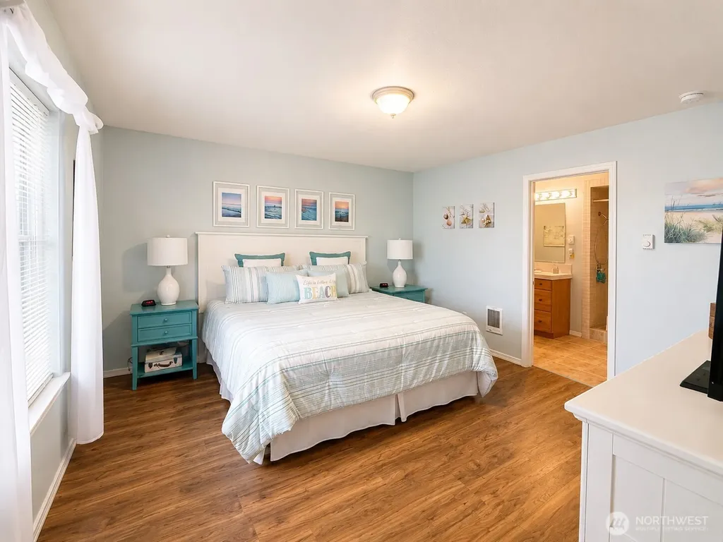 214 Canal Drive NE Ocean Shores WA 98569
