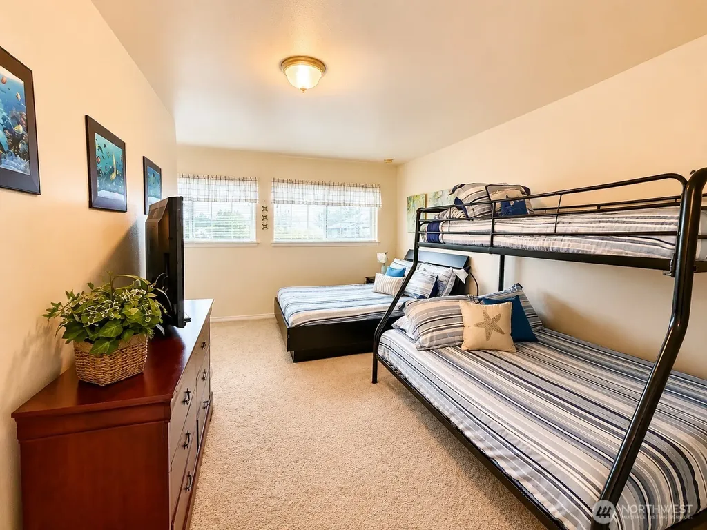 214 Canal Drive NE Ocean Shores WA 98569