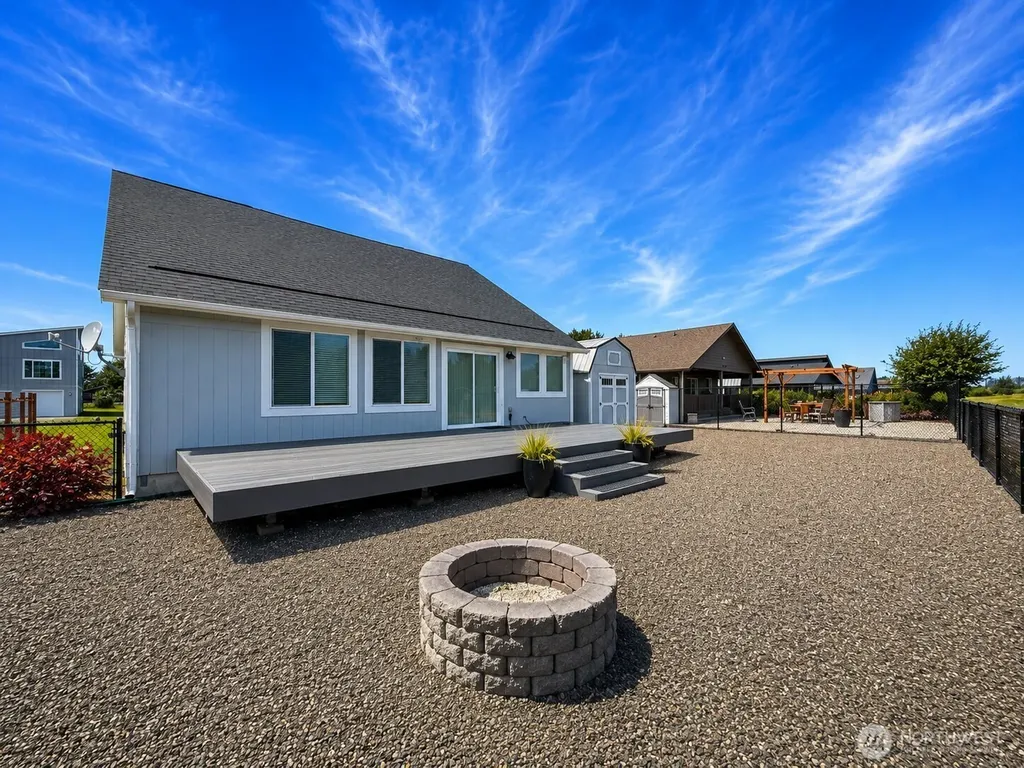 214 Canal Drive NE Ocean Shores WA 98569