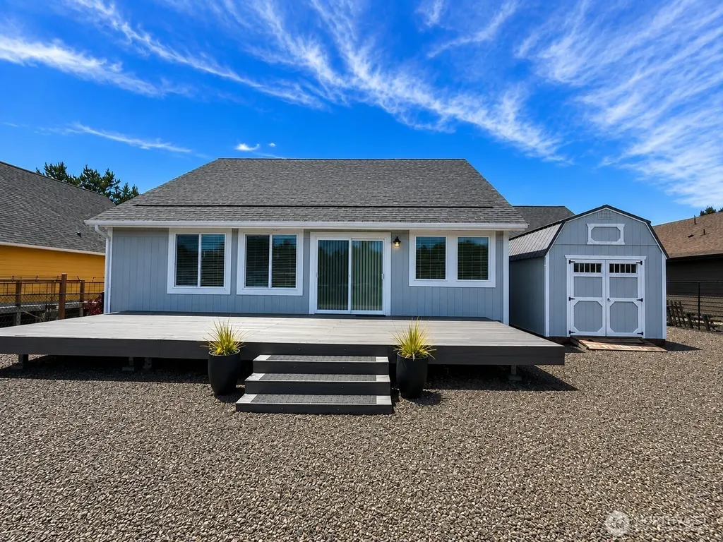 214 Canal Drive NE Ocean Shores WA 98569