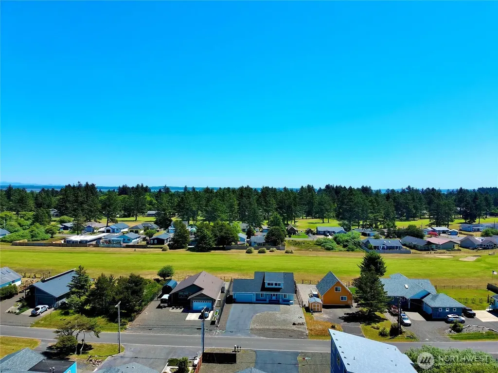 214 Canal Drive NE Ocean Shores WA 98569
