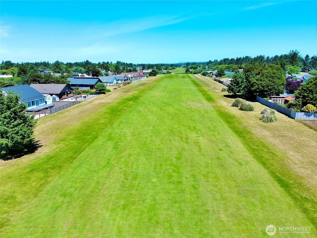 214 Canal Drive NE Ocean Shores WA 98569
