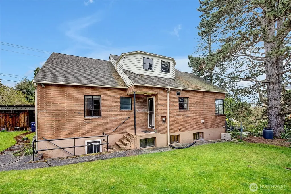 3002 NW 70th Street Seattle WA 98117