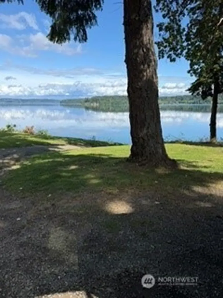 2509 142nd Avenue SW Lakebay WA 98349