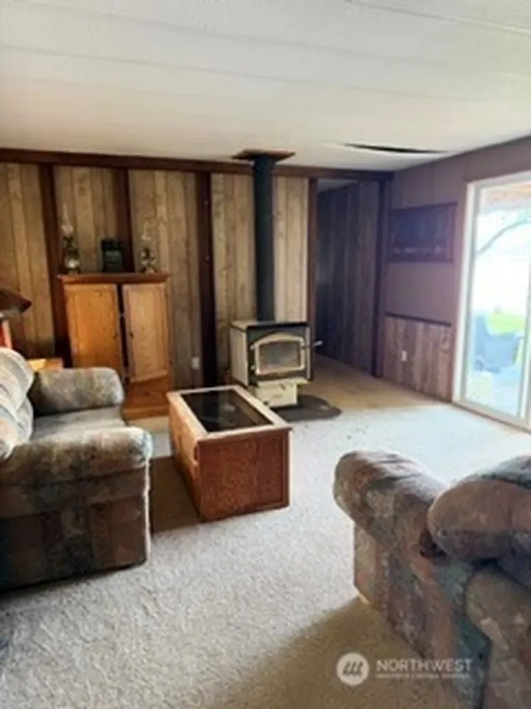 2509 142nd Avenue SW Lakebay WA 98349