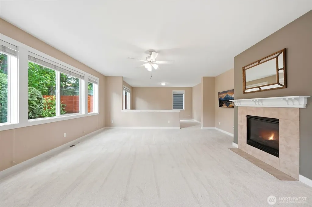 24750 NE 3rd Place Sammamish WA 98074