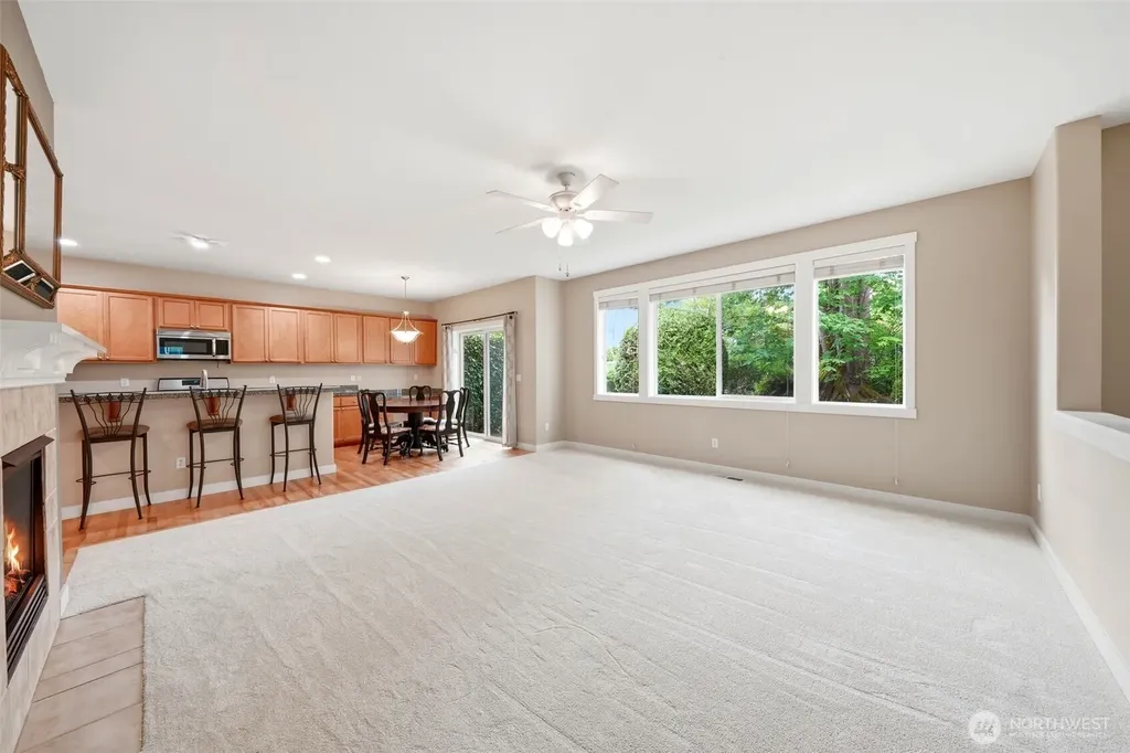 24750 NE 3rd Place Sammamish WA 98074