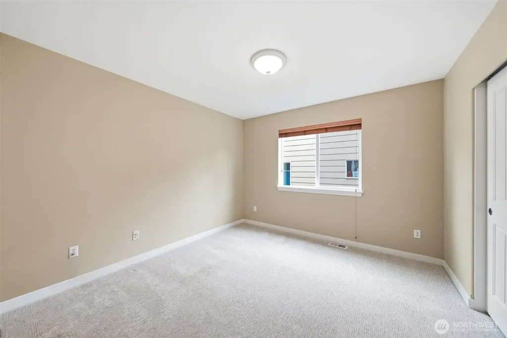24750 NE 3rd Place Sammamish WA 98074