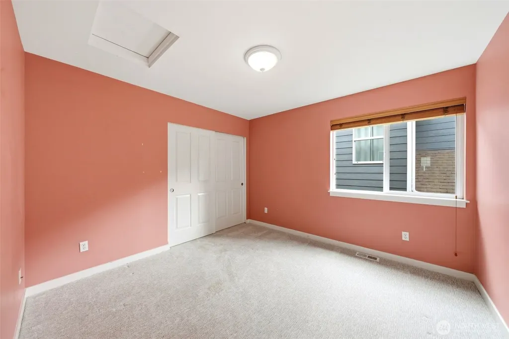 24750 NE 3rd Place Sammamish WA 98074