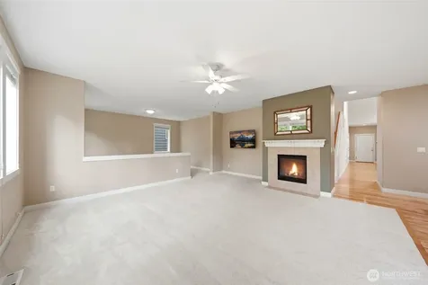 24750 NE 3rd Place Sammamish WA 98074