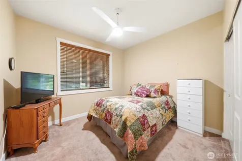 24750 NE 3rd Place Sammamish WA 98074