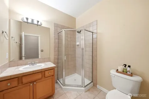 24750 NE 3rd Place Sammamish WA 98074