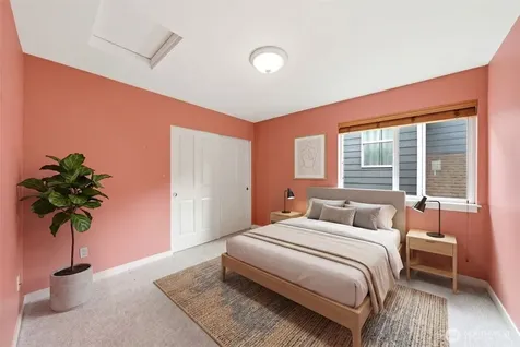 24750 NE 3rd Place Sammamish WA 98074