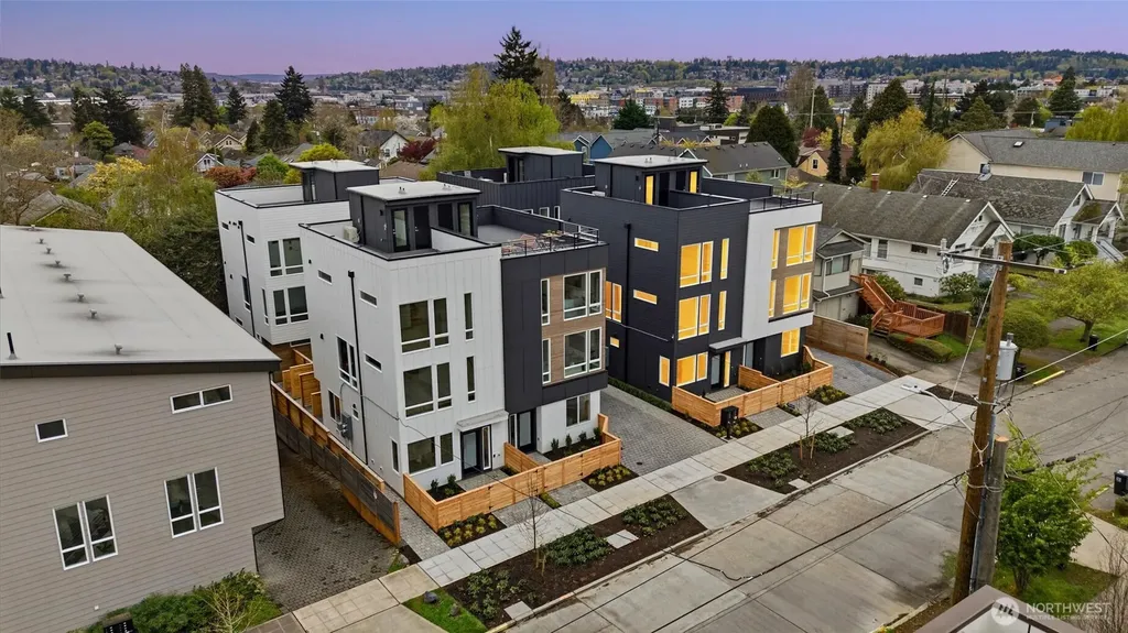 809 NW 63rd St Street Seattle WA 98107