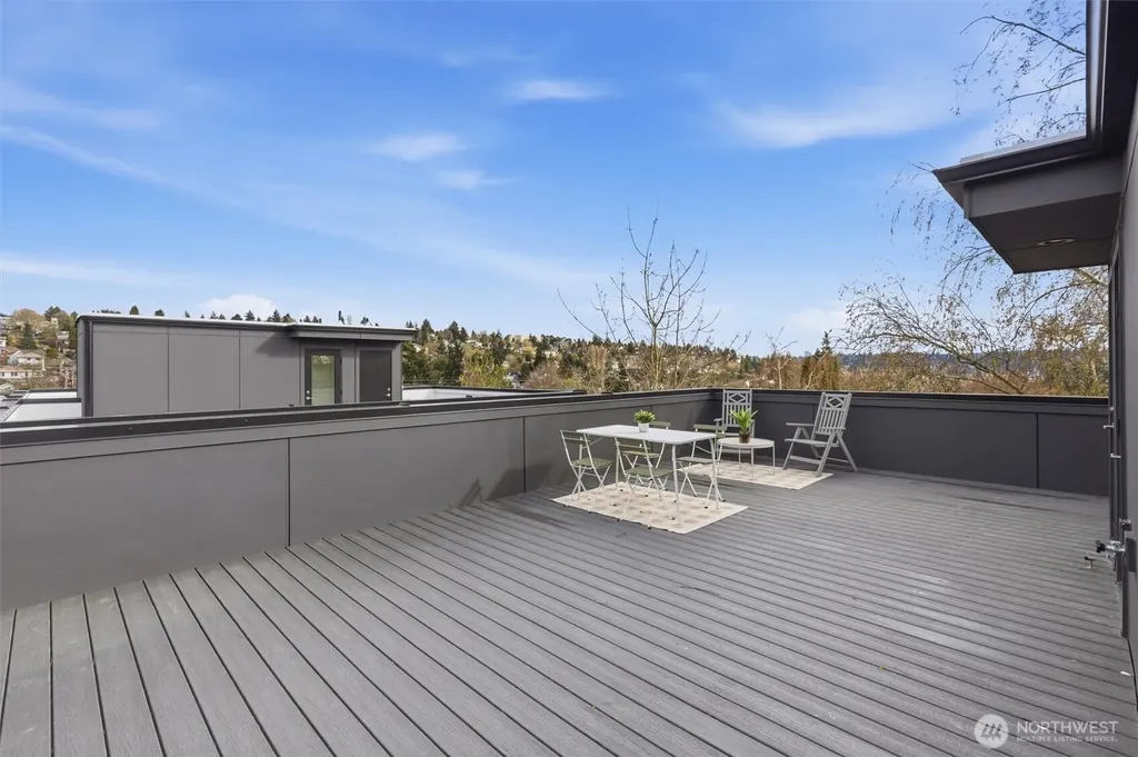 809 NW 63rd St Street Seattle WA 98107