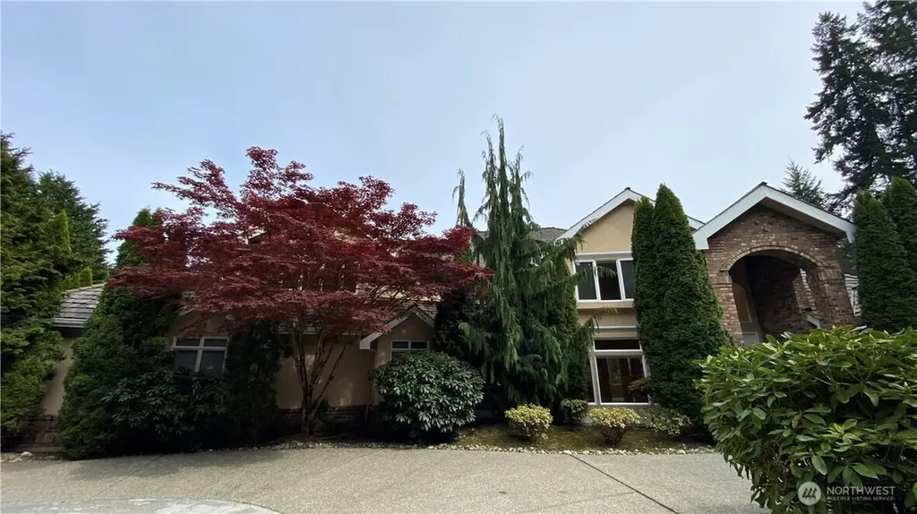 13953 NE 31st Place Bellevue WA 98005
