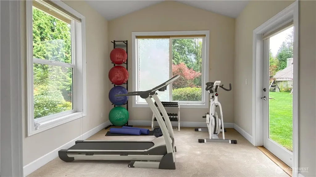 13953 NE 31st Place Bellevue WA 98005