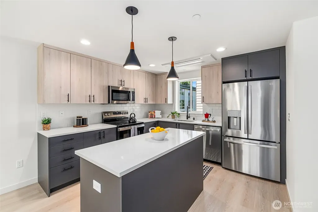8709 15th Avenue NW Seattle WA 98117