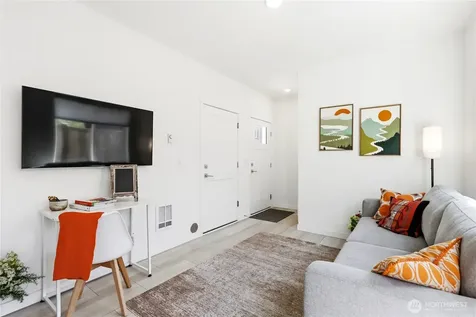 2729 Welcome Lane NW Bainbridge Island WA 98110