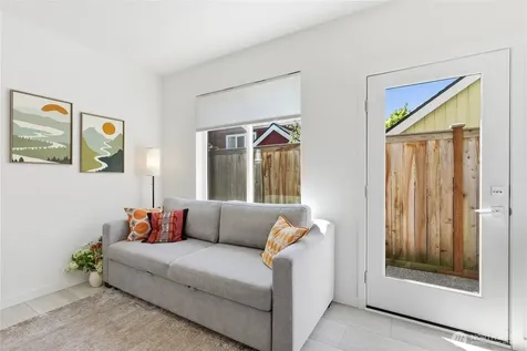 2729 Welcome Lane NW Bainbridge Island WA 98110