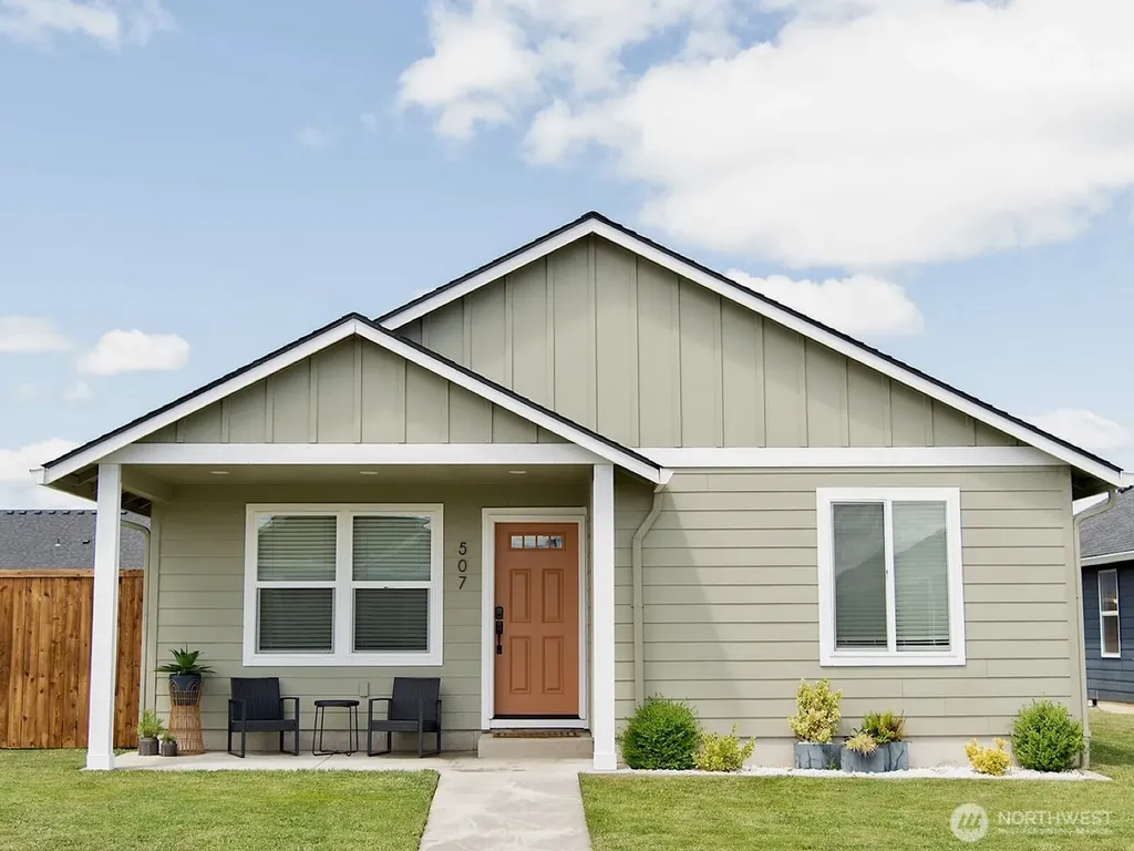 507 Powell Avenue Winlock WA 98596