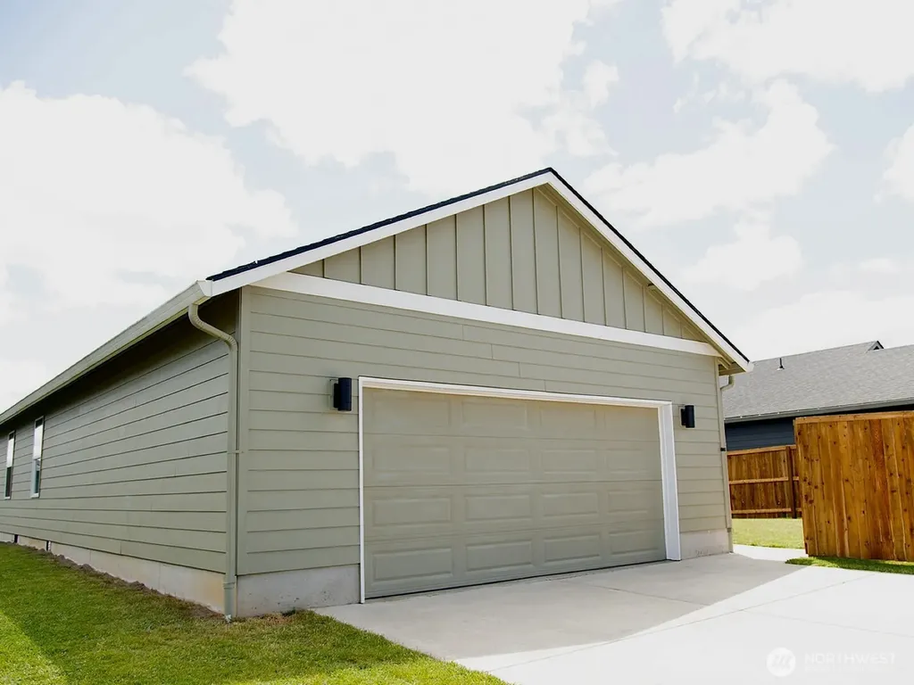 507 Powell Avenue Winlock WA 98596