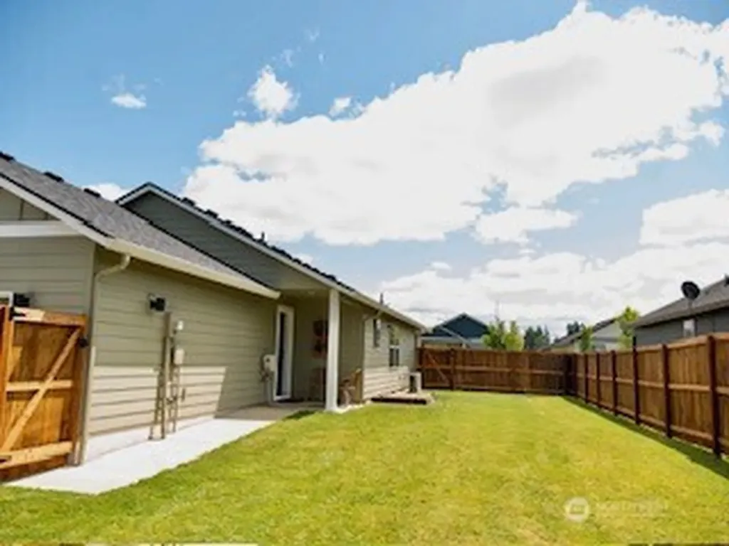 507 Powell Avenue Winlock WA 98596