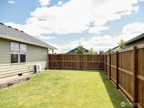 507 Powell Avenue Winlock WA 98596
