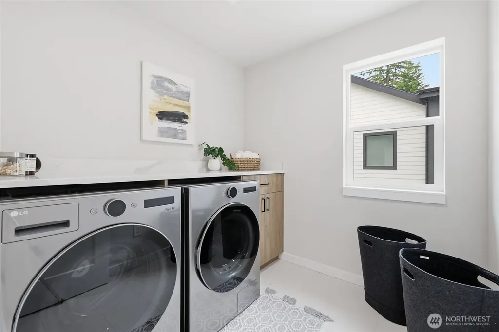 12426 NE 90th Street Kirkland WA 98033