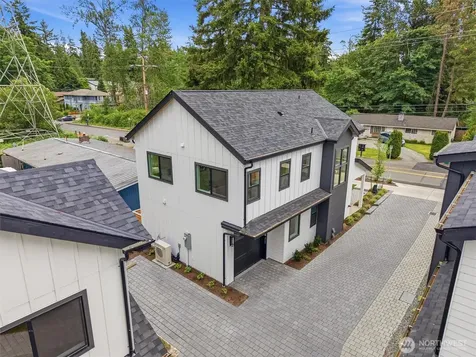 12426 NE 90th Street Kirkland WA 98033