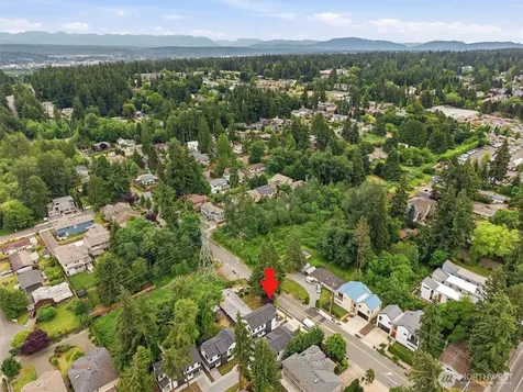 12426 NE 90th Street Kirkland WA 98033