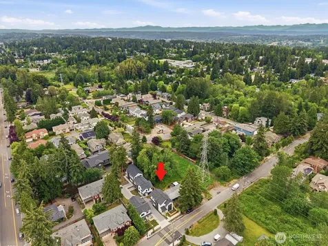 12426 NE 90th Street Kirkland WA 98033