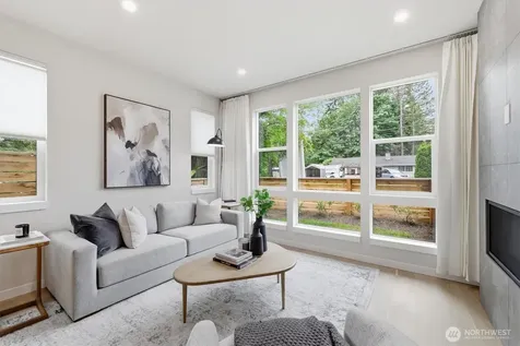 12426 NE 90th Street Kirkland WA 98033