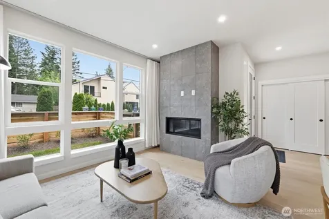 12426 NE 90th Street Kirkland WA 98033