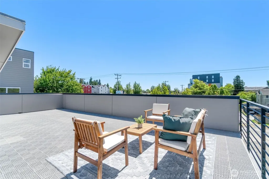 8711 15th Avenue NW Seattle WA 98117
