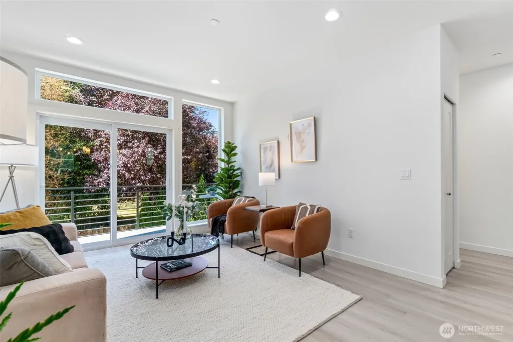 8711 15th Avenue NW Seattle WA 98117