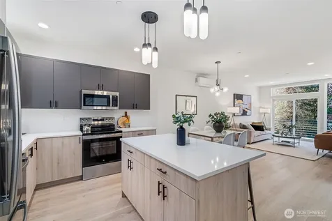 8711 15th Avenue NW Seattle WA 98117